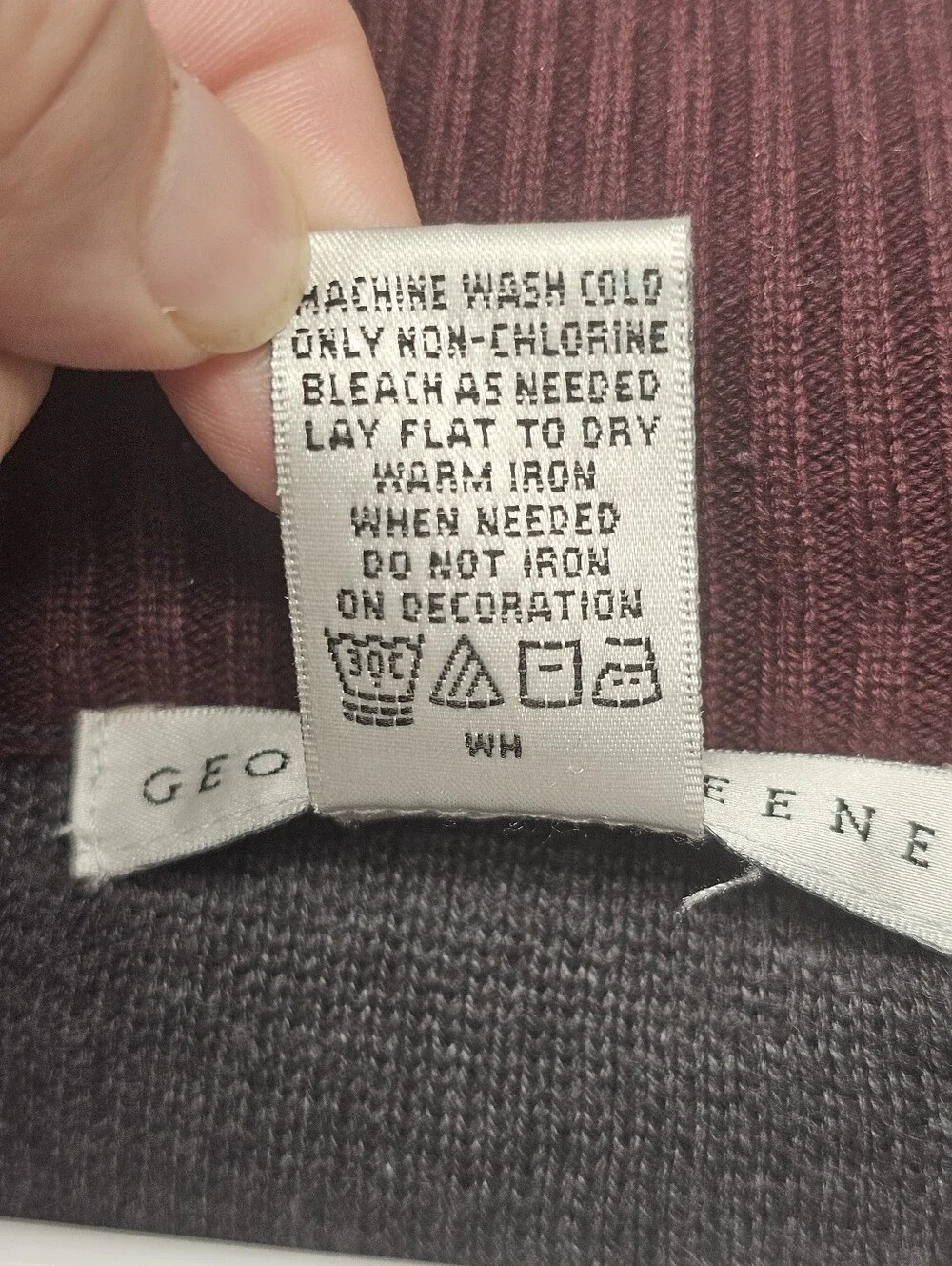 Geoffrey Beene Quarter Zip Sweater Men's XL Grey Burgundy Knit Pullover